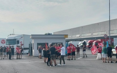 Sciopero al deposito Brt di Settimo Torinese dopo la morte dell’autista