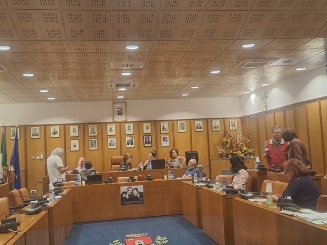 A San Mauro va in scena il Consiglio comunale…ma senza sindaco e vice sindaco