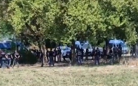 Maxi blitz della Polizia a Torino: circondato il Parco Sempione. 11 arresti e oltre 21mila pastiglie di droga sequestrate