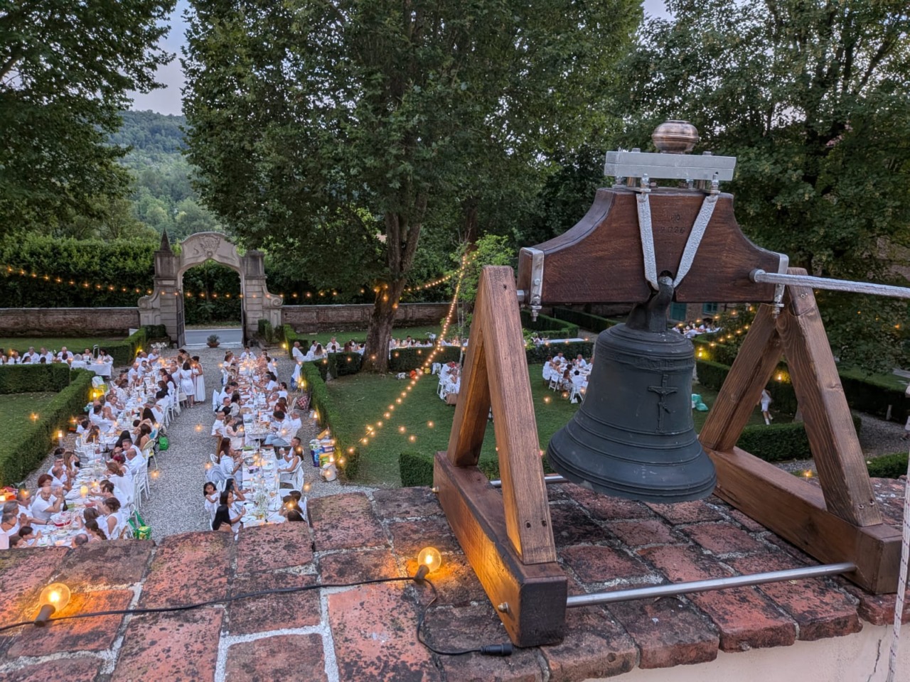 Gassino, torna la storica campana del 1777 nella chiesetta della Madonna delle Grazie