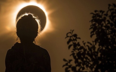Stasera l’eclissi di sole. A Settimo la vedremo dopo le 19,30