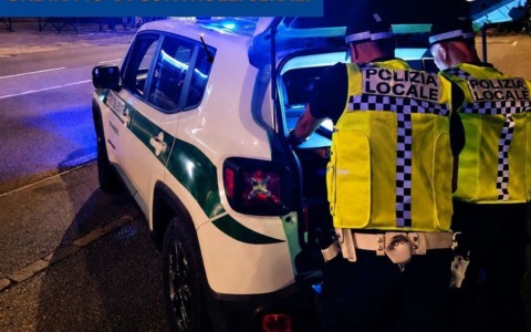 Alcolici venduti ai minorenni, attività sospesa per tre mesi a Venaria