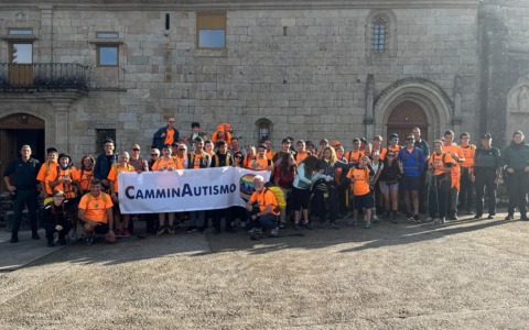CamminAutismo, prima tappa verso Santiago: grande energia e gruppo compatto nonostante la pioggia