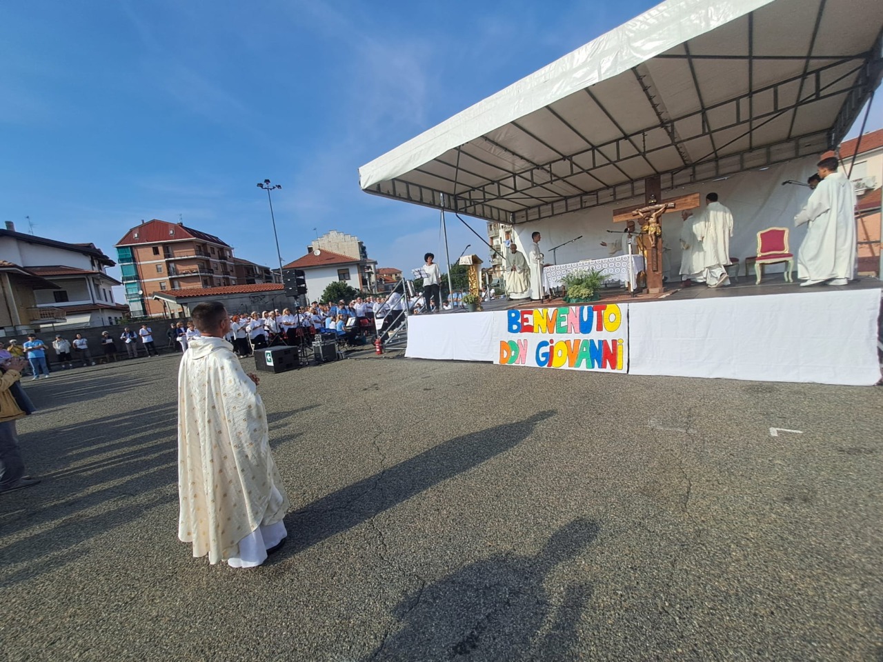 I Comuni della collina accolgono don Giovanni Manella: l’insediamento con l’Arcivescovo Repole